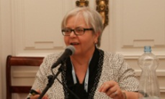 Elzbieta Olechowska